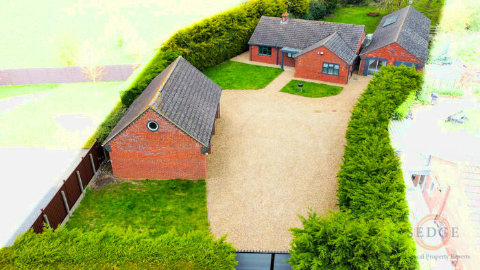 5 Bedroom Detached Bungalow For Sale In Donington, Spalding, PE11