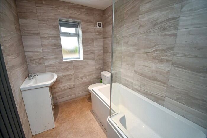2 Bedroom Bungalow To Rent In Wallasey Village, Wallasey, Wirral, CH45