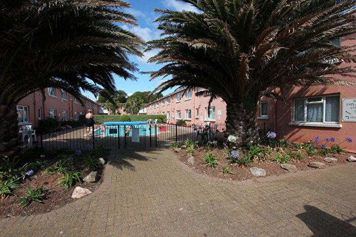 1 Bedroom Flat To Rent In Esplanade Road, Paignton, TQ4