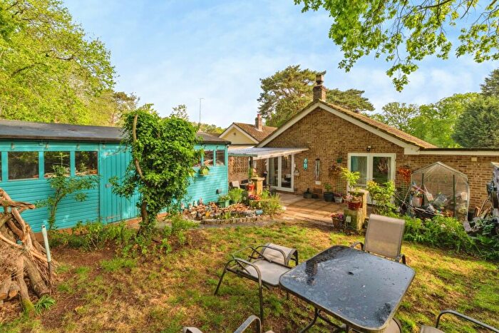3 Bedroom Detached House For Sale In Woodlands Way, Bury St. Edmunds, Suffolk, IP28