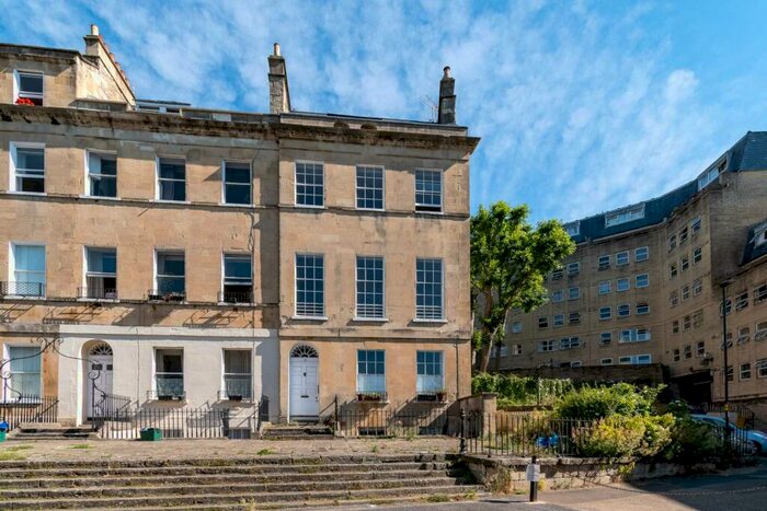 2 Bedroom Apartment To Rent In Portland Place, Bath, BA1