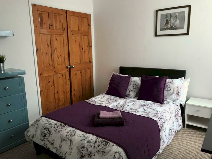 4 Bedroom Terraced House To Rent In Toronto Road, Portsmouth, PO2