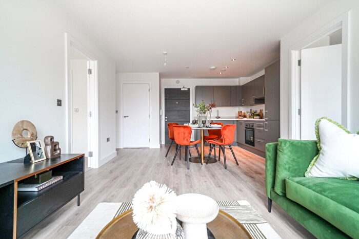 1 Bedroom Apartment For Sale In The Boulevard, Southside, Bristol Street, Birmingham, B5