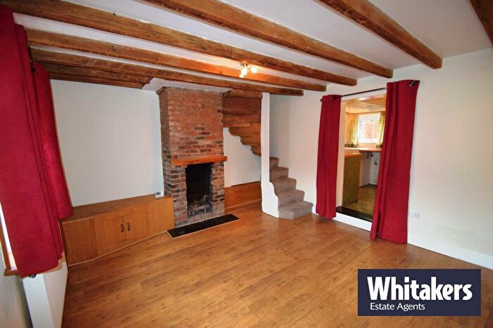 2 Bedroom Cottage To Rent In Church Street, Sutton, HU7