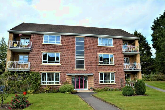 2 Bedroom Flat To Rent In Regan House, Charlecott Close, Moseley, B13