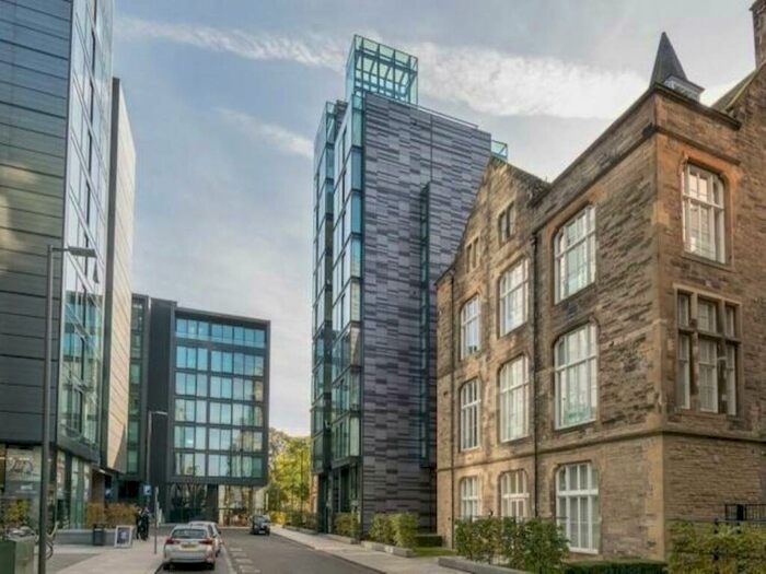 Garage / Parking To Rent In Flat Simpson Loan Car Parking Space, EH3