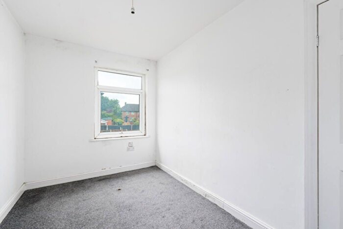 2 Bedroom Semi-Detached House For Sale In City Road, Orrell, Wigan, WN5