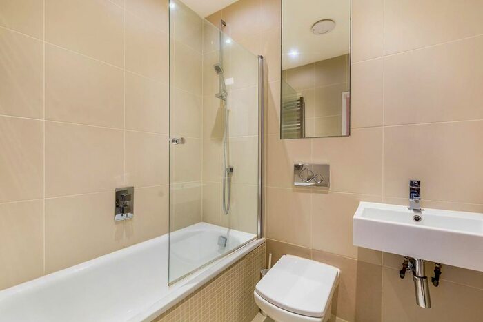 Studio To Rent In Holland Road, Olympia, London, W14