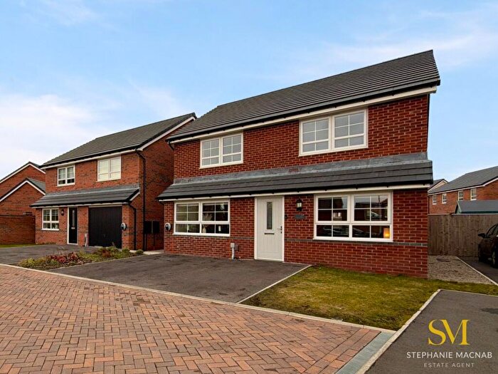 4 Bedroom Detached House For Sale In Broadleaf Drive, Formby, L37