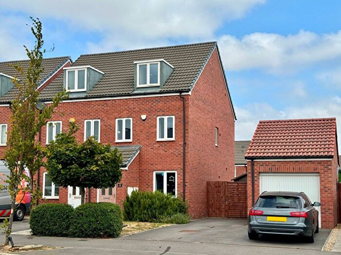 3 Bedroom Semi-detached House For Sale In Liberator Lane, Grove, OX12
