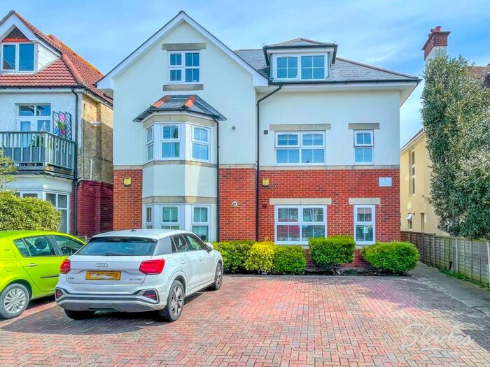 1 Bedroom Apartment To Rent In Stourcliffe Avenue, Southbourne, Bournemouth, BH6