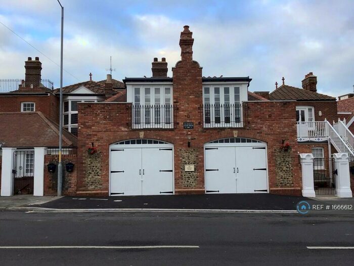 1 Bedroom Flat To Rent In Sea Road, Westgate-On-Sea, CT8