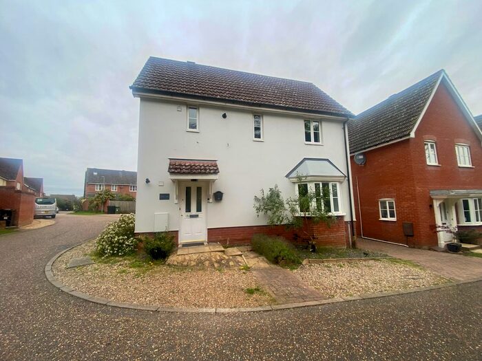 4 Bedroom Property To Rent In Comfrey Way, Thetford, IP24