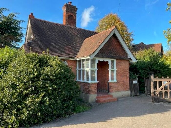 2 Bedroom Detached House To Rent In Mostyn Road, London, SW19