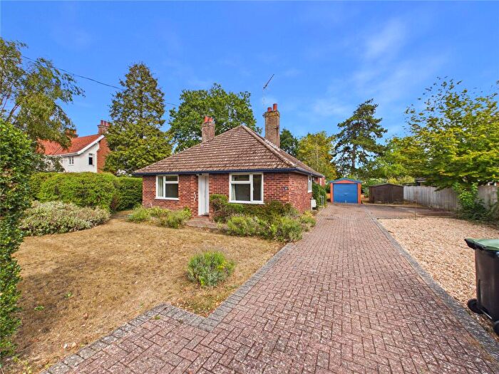 4 Bedroom Bungalow For Sale In Moorfield Road, Woodbridge, Suffolk, IP12