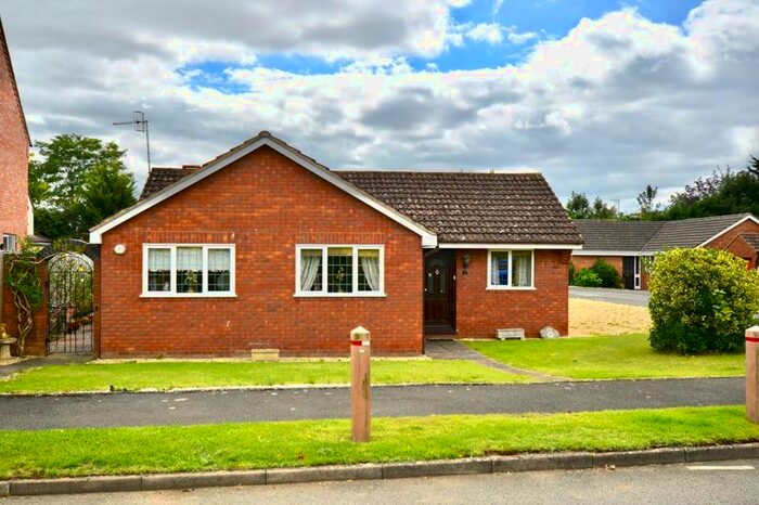 3 Bedroom Detached Bungalow For Sale In Badsey Fields Lane, Badsey, Evesham, WR11