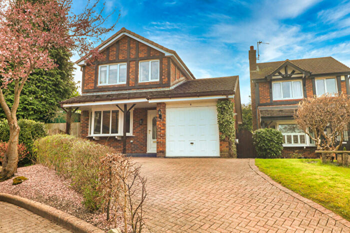 3 Bedroom Detached House For Sale In Gorse Way, Shirebrook Park, SK13