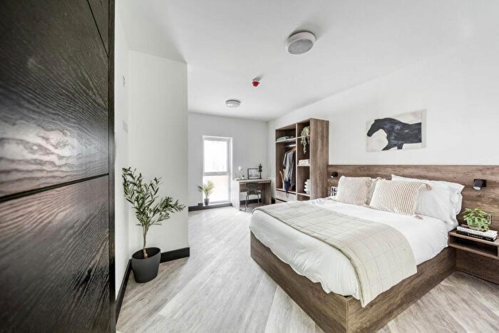 Studio To Rent In Coming Soon!!, DE1