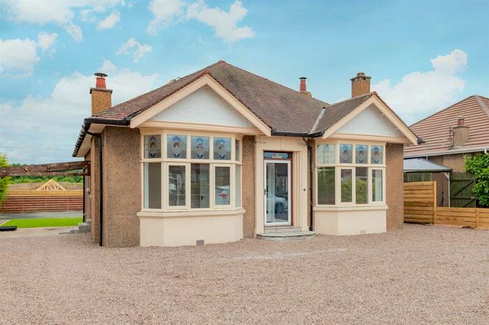 4 Bedroom Bungalow To Rent In "Bemersyde", Stirling Road, Larbert, FK5