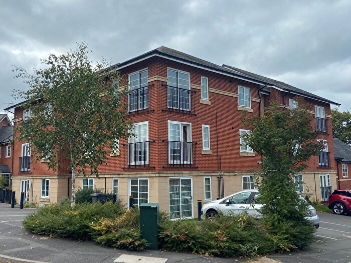 2 Bedroom Apartment For Sale In Hamilton Avenue, Uttoxeter, ST14