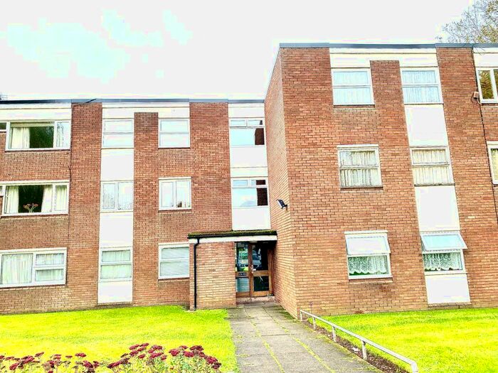 2 Bedroom Flat To Rent In Maple Drive, Kingstanding, Birmingham, B44