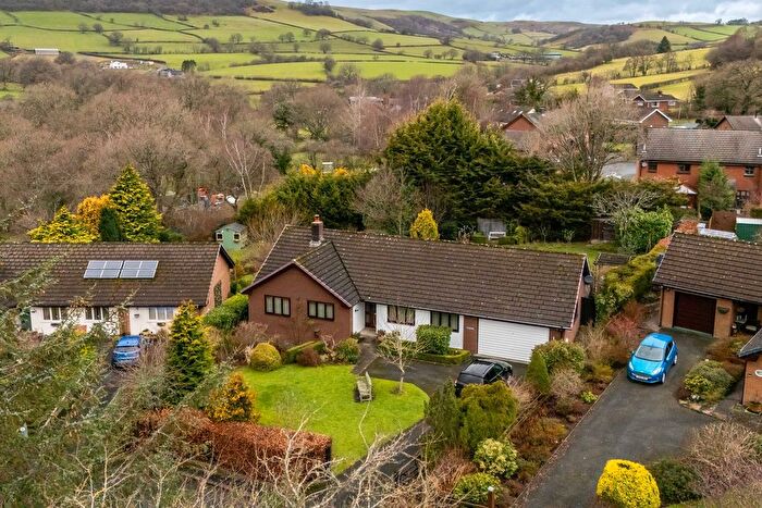 3 Bedroom Detached Bungalow For Sale In Franksbridge, Llandrindod Wells, LD1