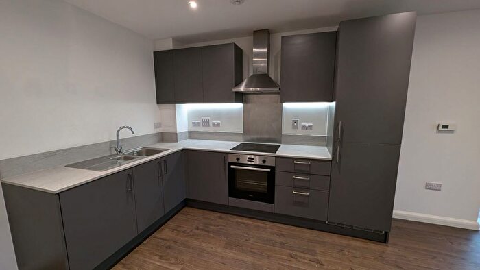 2 Bedroom Flat To Rent In Dartford, DA1