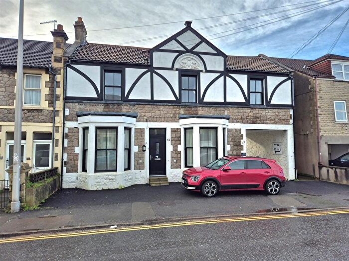 2 Bedroom Flat For Sale In Clevedon Road, Weston-Super-Mare, BS23
