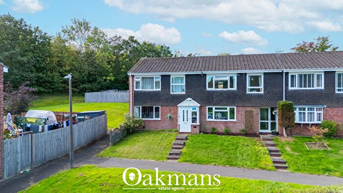 3 Bedroom End Of Terrace House For Sale In Lea Croft Road, Redditch, B97