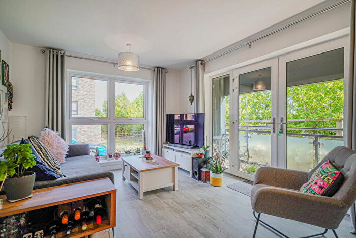 2 Bedroom Apartment For Sale In Lotus House, Elm Road, Blythe Valley, B90