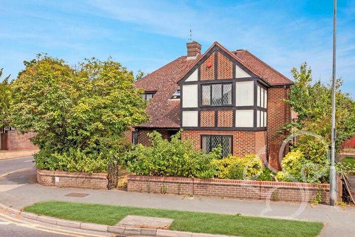 5 Bedroom Property To Rent In Straight Road, Colchester, CO3