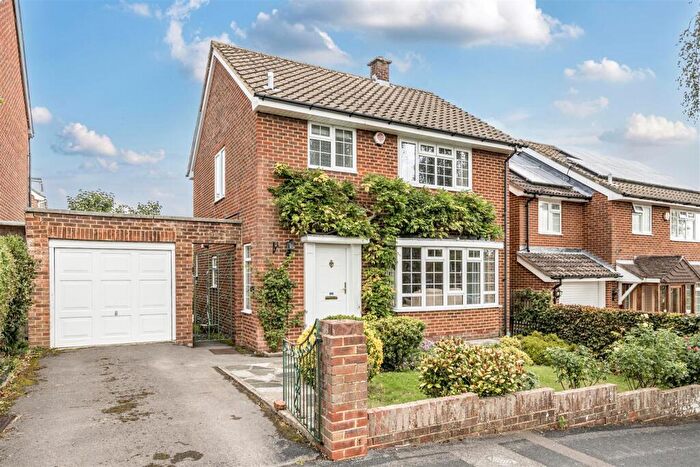 3 Bedroom Detached House For Sale In Garstons Close, Titchfield, PO14