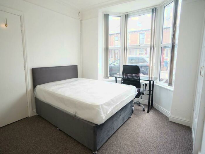 3 Bedroom House To Rent In Orme Road, Bangor, Gwynedd, LL57