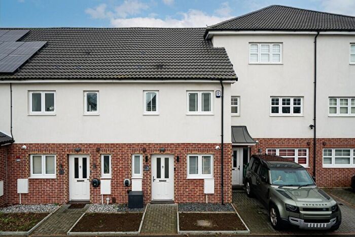 2 Bedroom Terraced House For Sale In Savoy Close, Hemel Hempstead, Hertfordshire, HP2