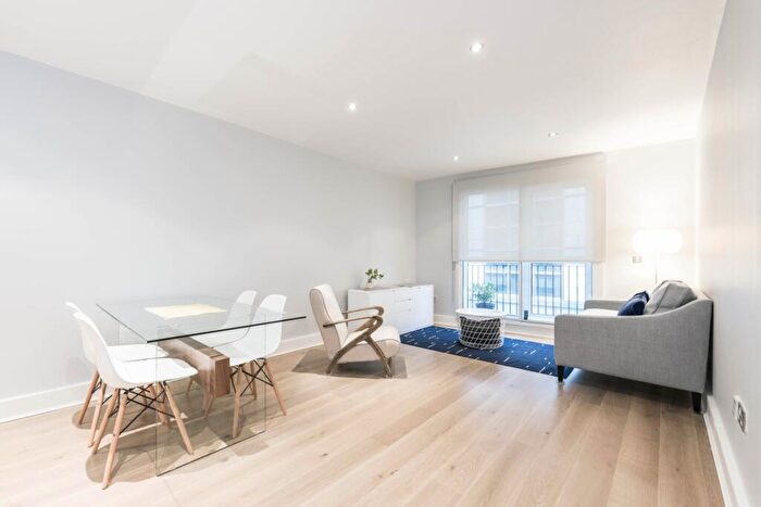 1 Bedroom Apartment To Rent In Pepys Street, Epc:C, EC3
