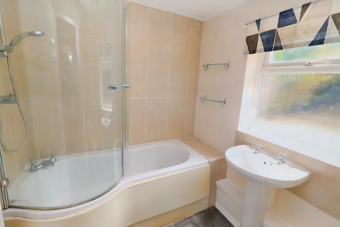 2 Bedroom Cottage To Rent In Bridge Street, Wickham, Fareham, PO17