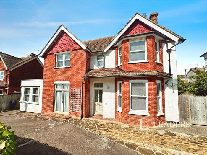 5 Bedroom Detached House For Sale In De Roos Road, Eastbourne, East Sussex, BN21