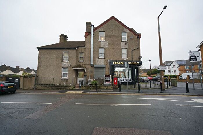 1 Bedroom Flat To Rent In Arthur Street, Grays, RM17