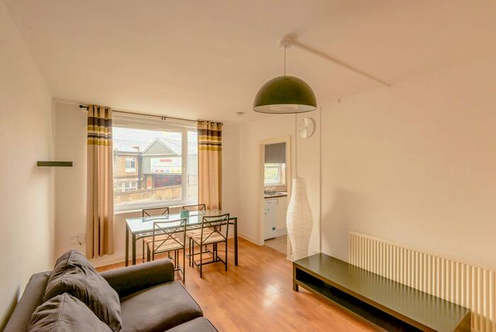 1 Bedroom Flat To Rent In Pemberton Gardens, Archway, London, N19
