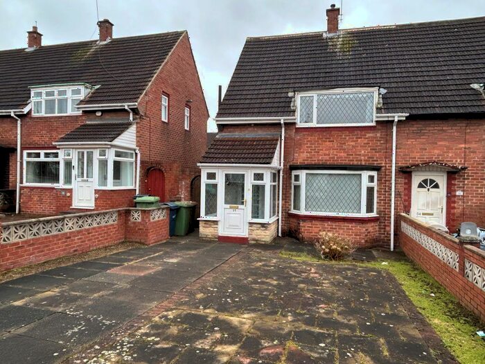 2 Bedroom End Of Terrace House To Rent In Hollinside Rd, Sunderland, SR4