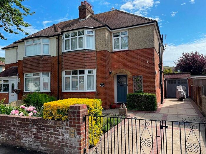3 Bedroom House For Sale In Dolphins Road, Folkestone, CT19