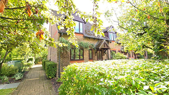 2 Bedroom Retirement Property For Sale In Watermill Court, Bath Road, Woolhampton, Reading, RG7