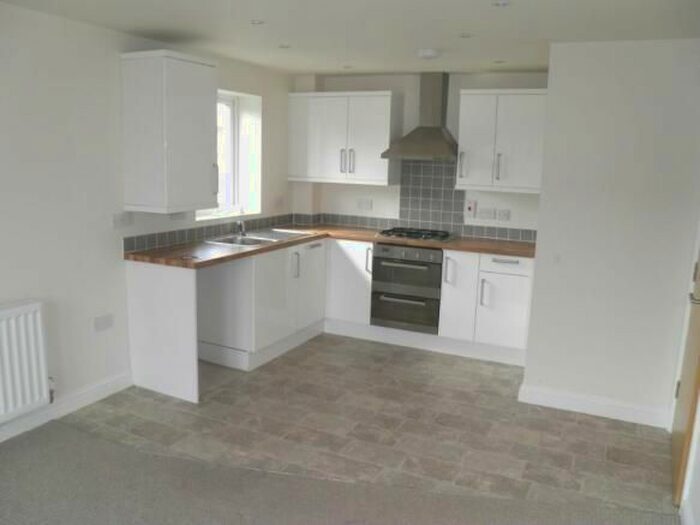 2 Bedroom Property To Rent In The Blades, Market Deeping, Peterborough, PE6