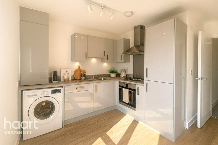 1 Bedroom Apartment For Sale In Eclipse Drive, Selsey, Chichester, PO20