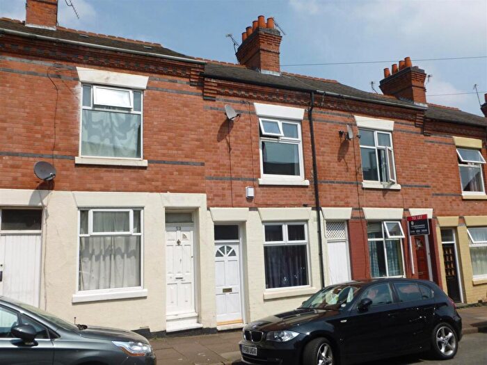 2 Bedroom Terraced House For Sale In Bosworth Street, Leicester, LE3