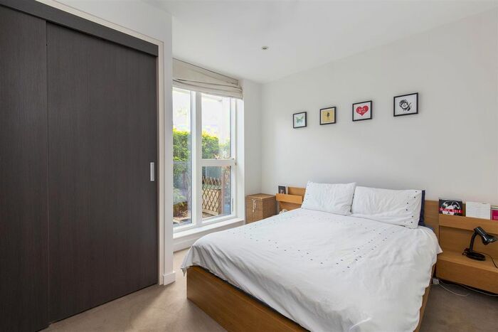 1 Bedroom Flat For Sale In Fyfe House, New River Village, Hornsey, N8