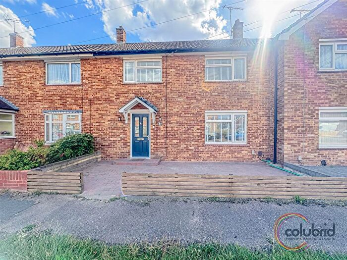 3 Bedroom Terraced House For Sale In St. Francis Way, Chadwell St Mary, RM16