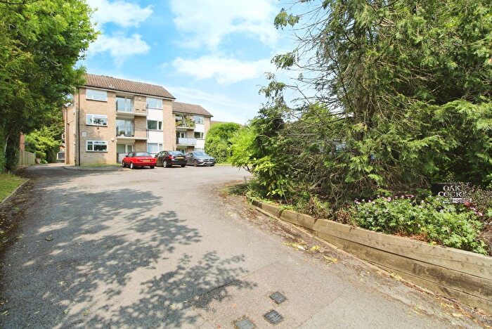 2 Bedroom Flat To Rent In Oak Court, Green Lane, Northwood, HA6