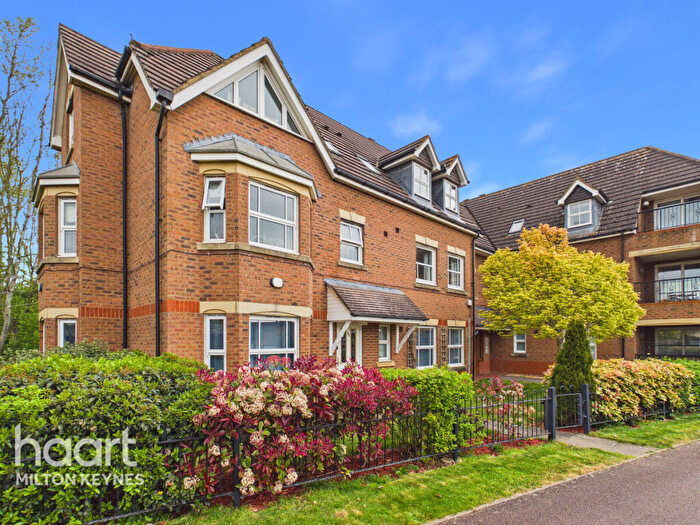 2 Bedroom Apartment For Sale In Portishead Drive, Milton Keynes, MK4