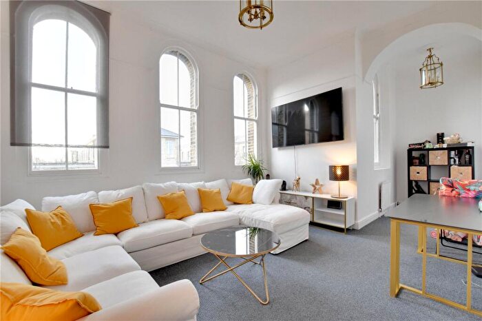 3 Bedroom Apartment For Sale In Shooters Hill Road, Shooters Hall, London, SE18
